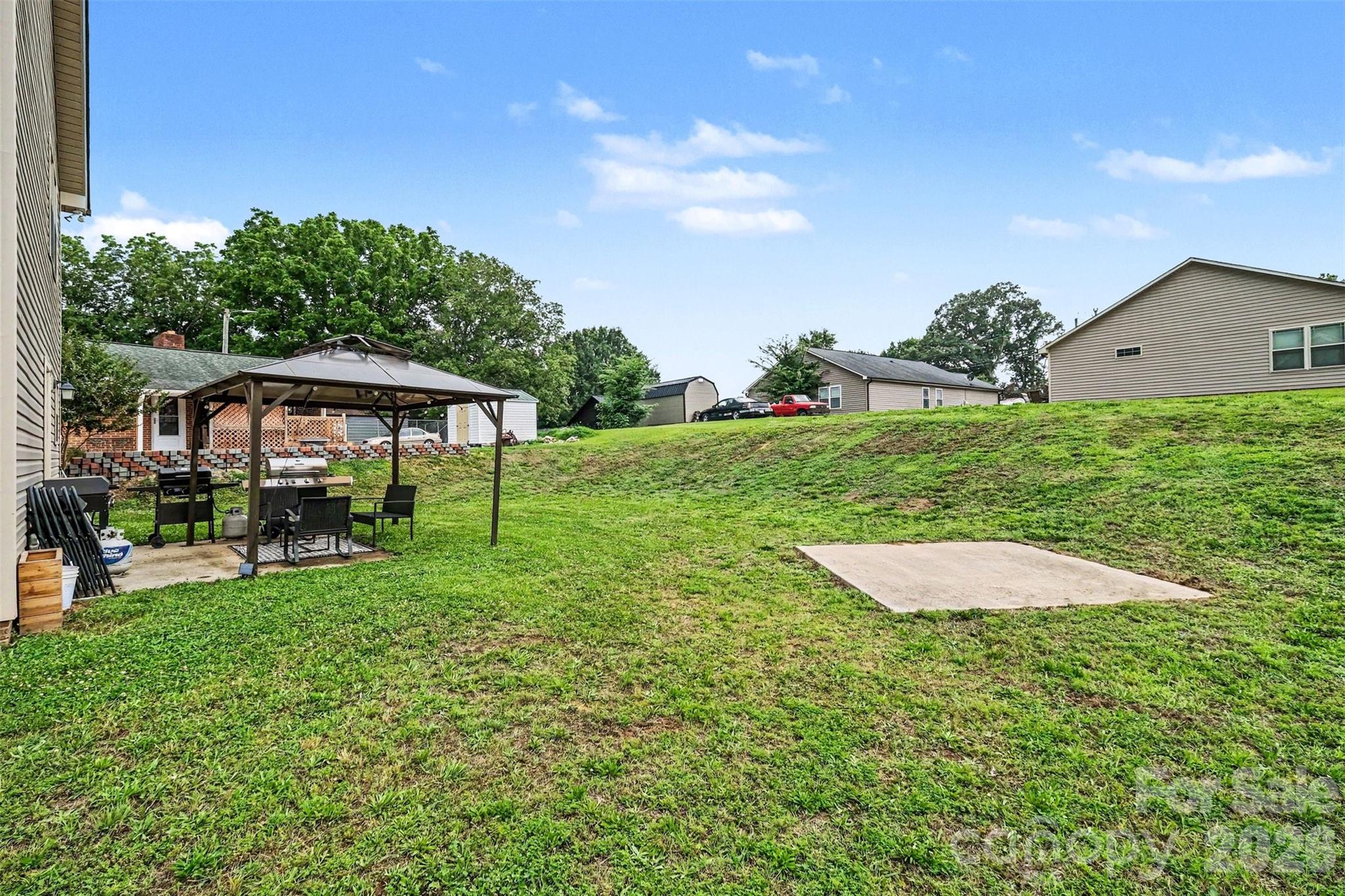 702 Margate Avenue Property Photo 28