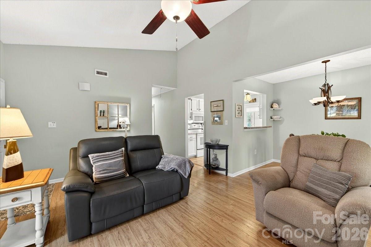 7306 Carrbridge Lane Property Photo 14