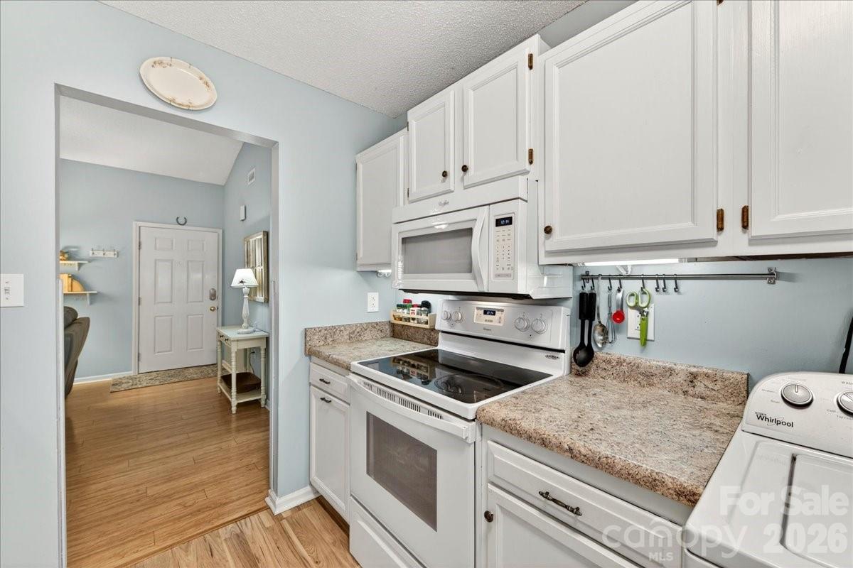 7306 Carrbridge Lane Property Photo 21