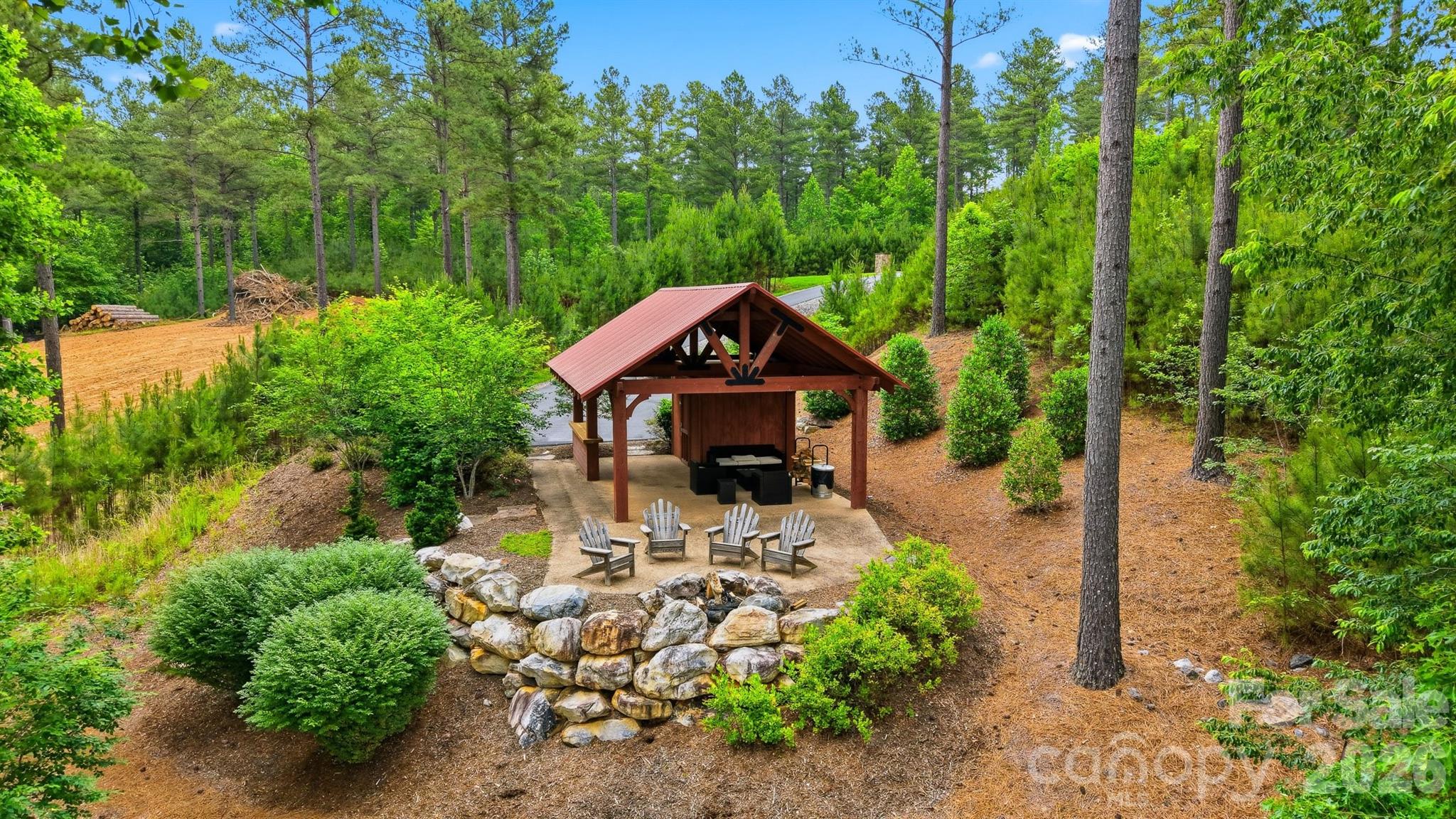 1776 Cove Side Drive Property Photo 6
