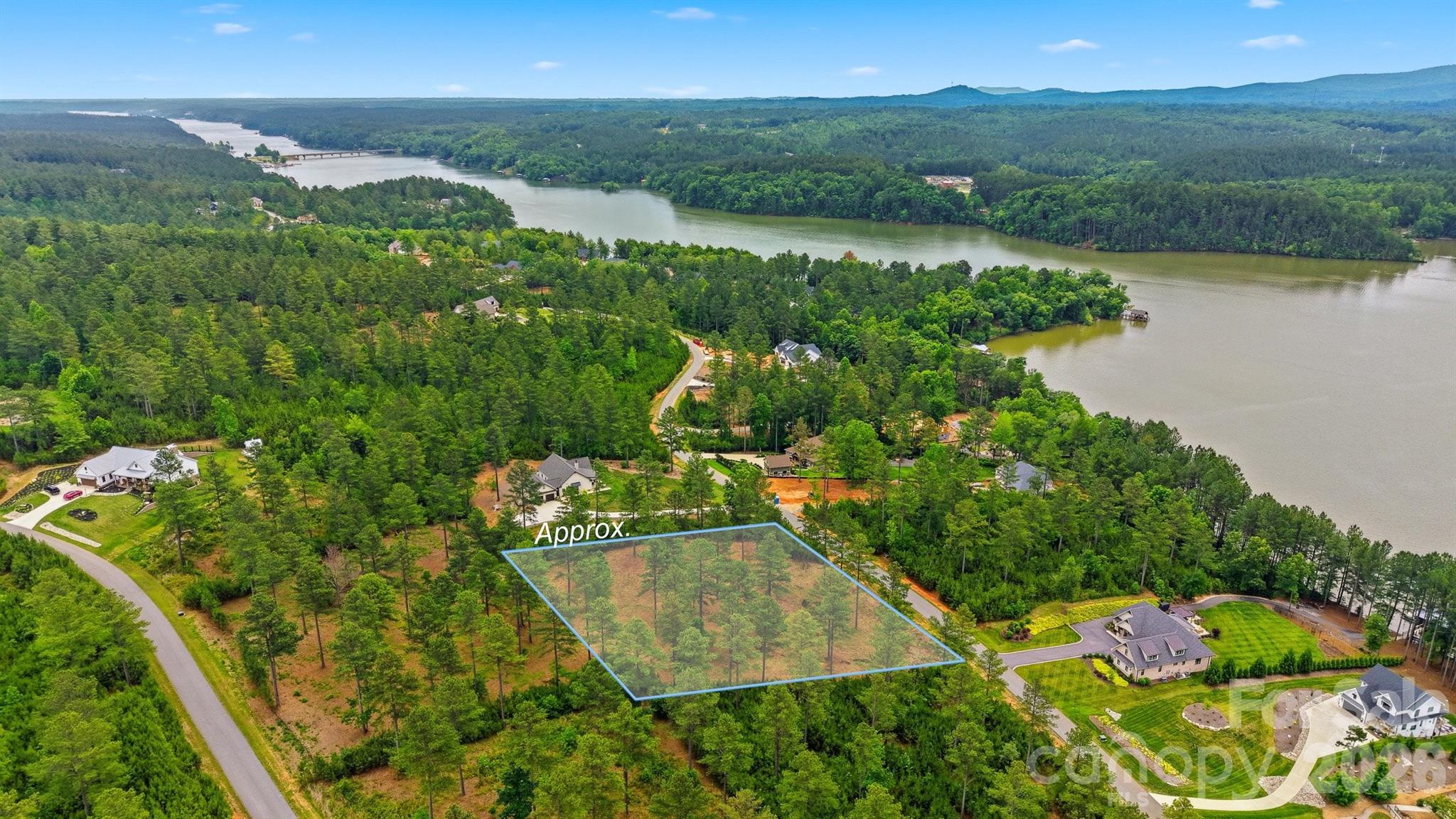 1776 Cove Side Drive Property Photo 7