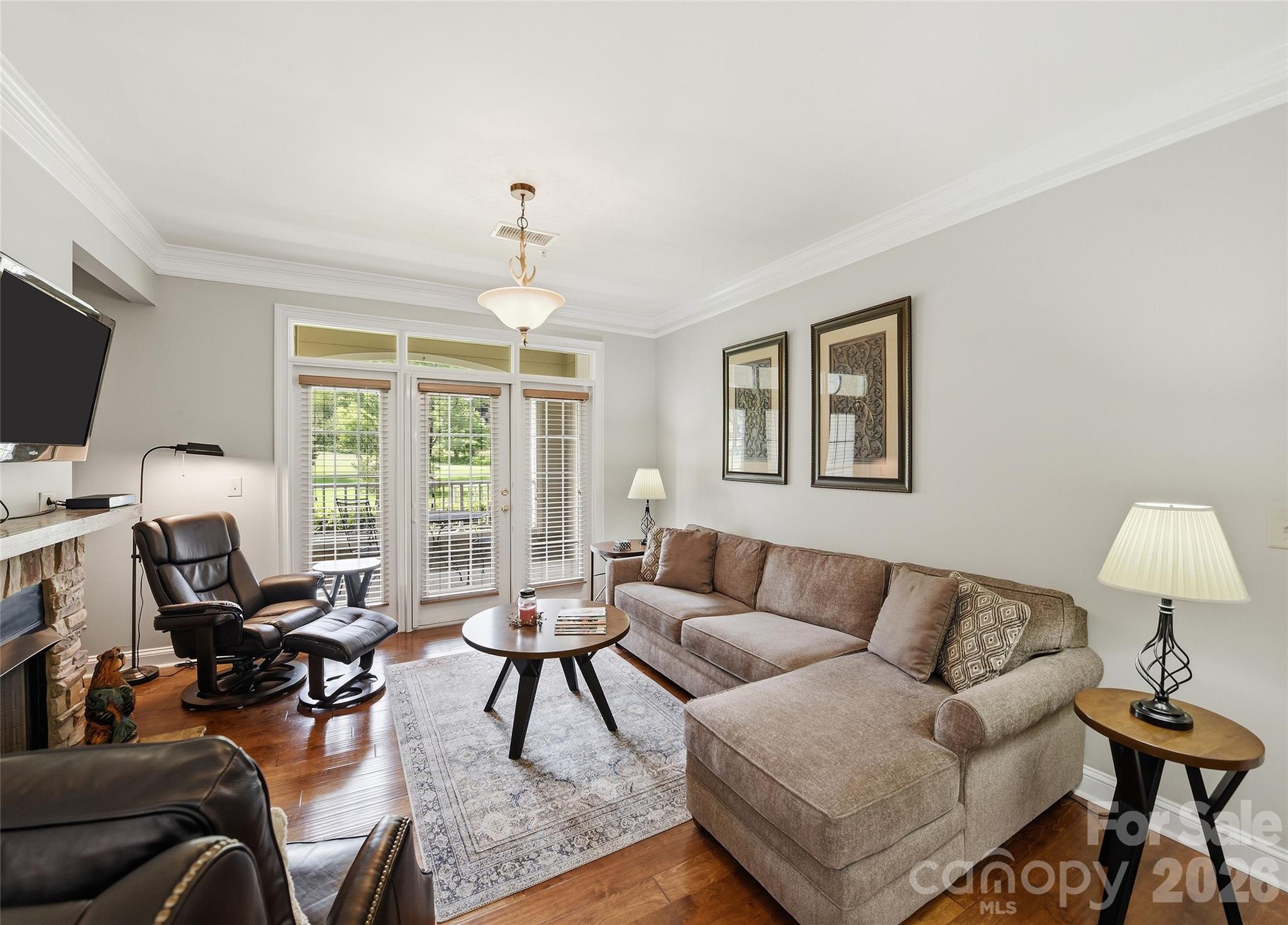 65 Glenview Lane 3033 Property Photo 6