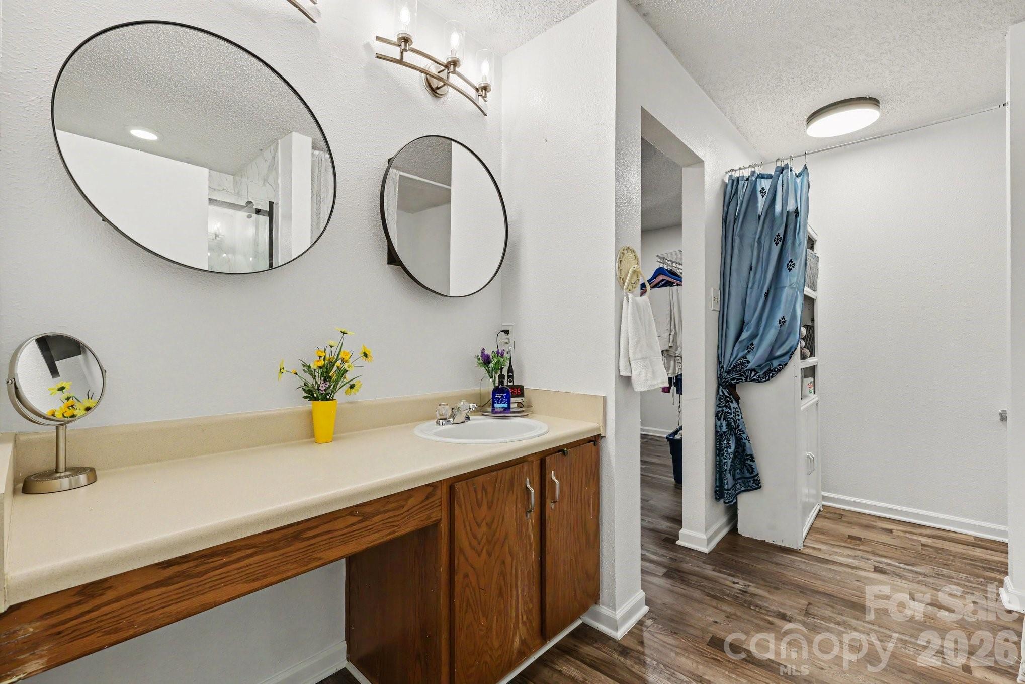 5654 Hammermill Drive Property Photo 16