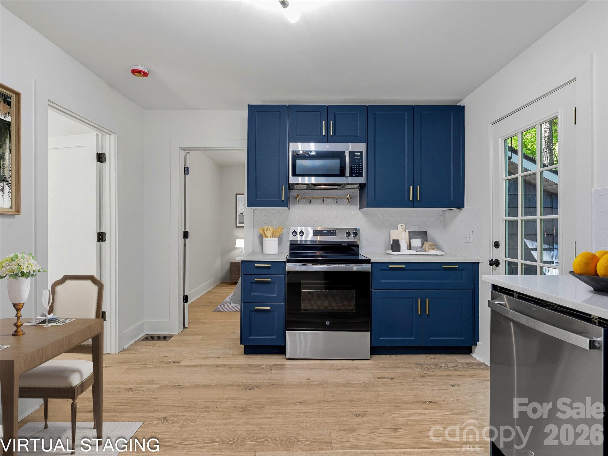 895 N Trade Street Property Photo 7