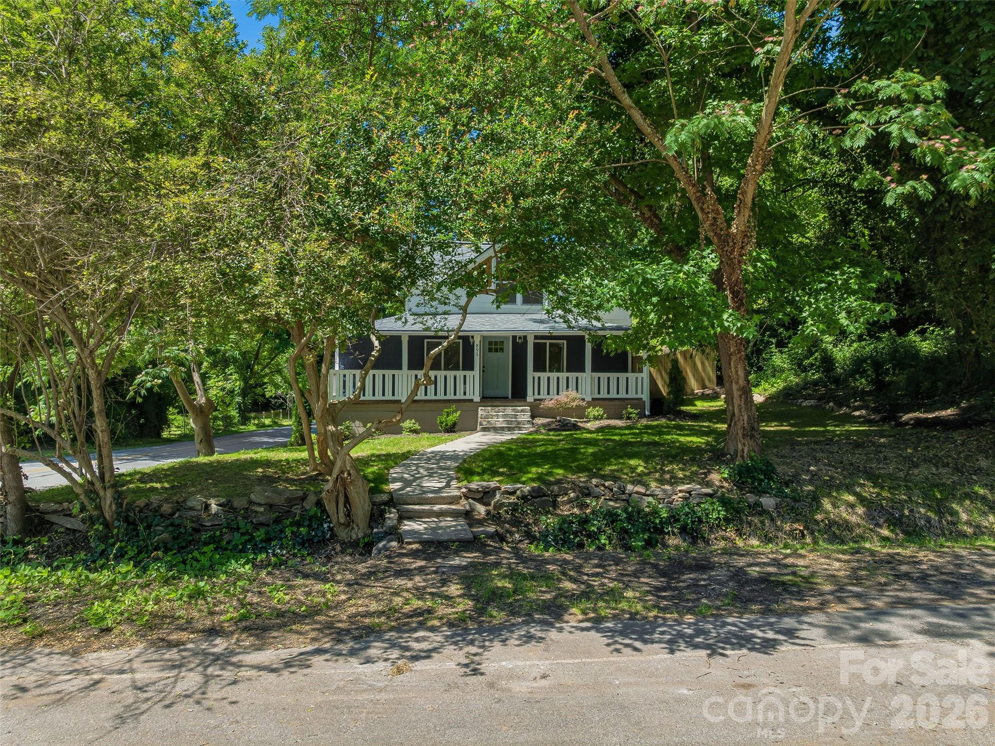 895 N Trade Street Property Photo 45