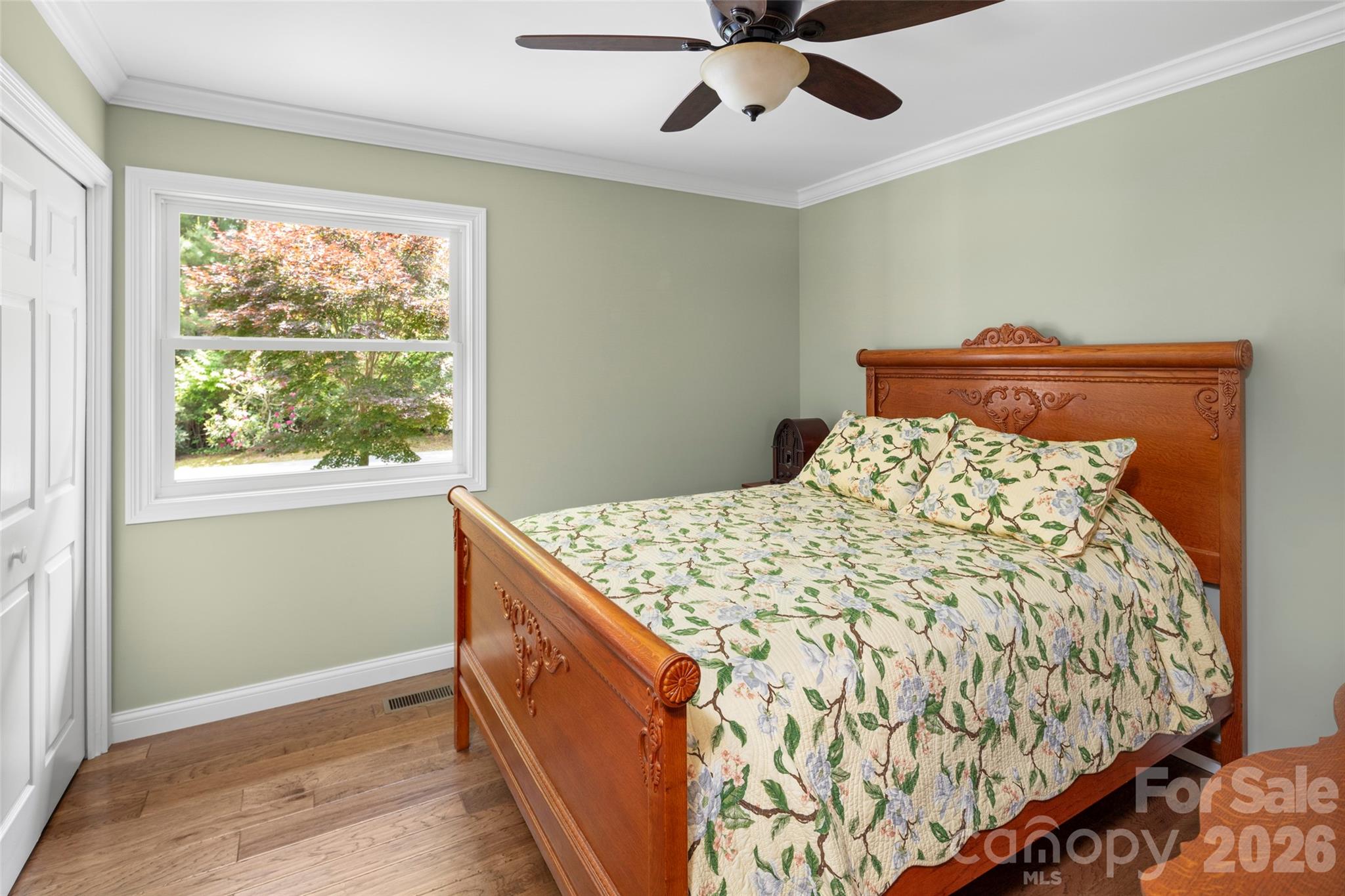 2750 Leucothae Way Property Photo 16
