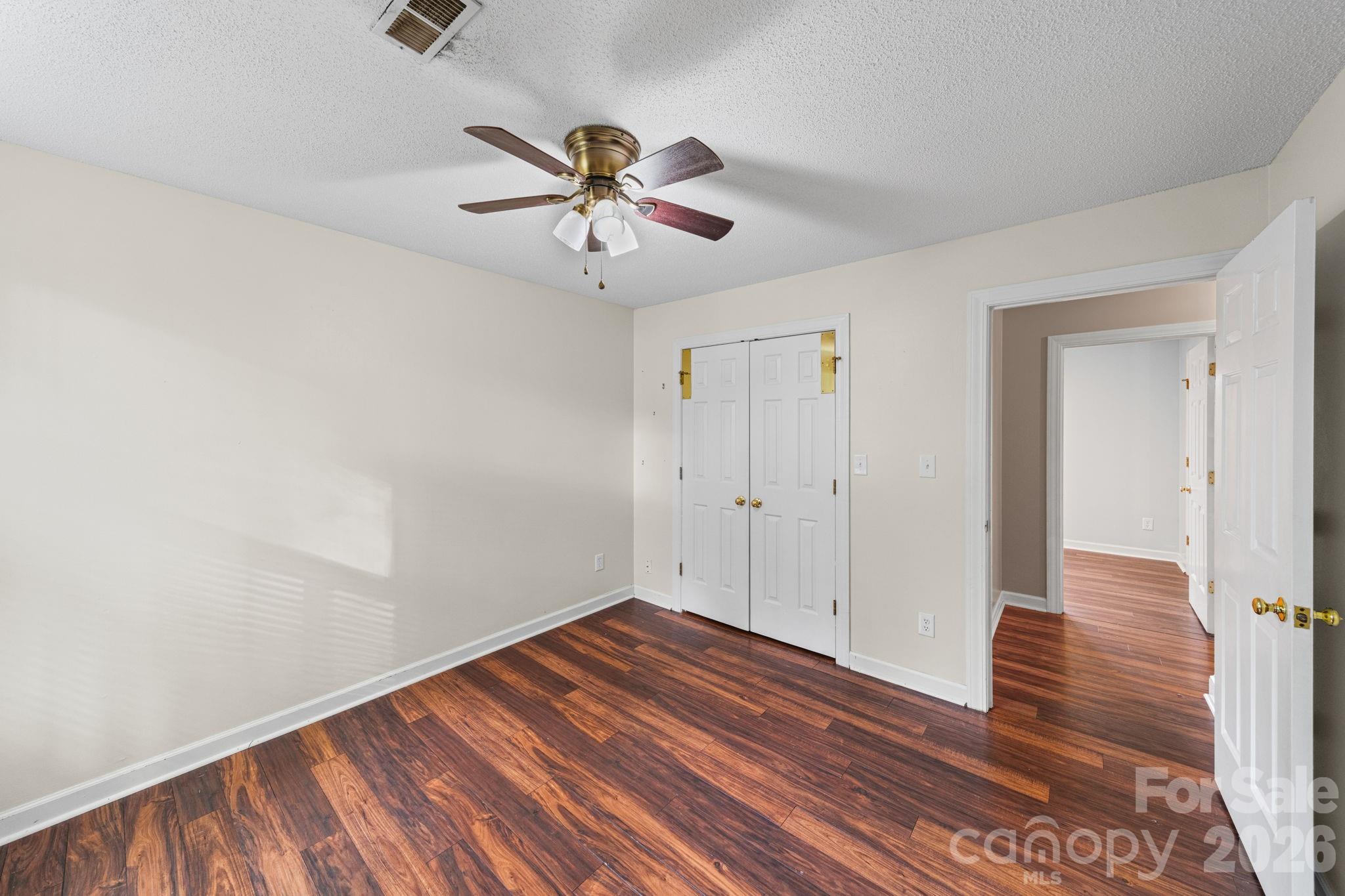 200 Maple Court Property Photo 22