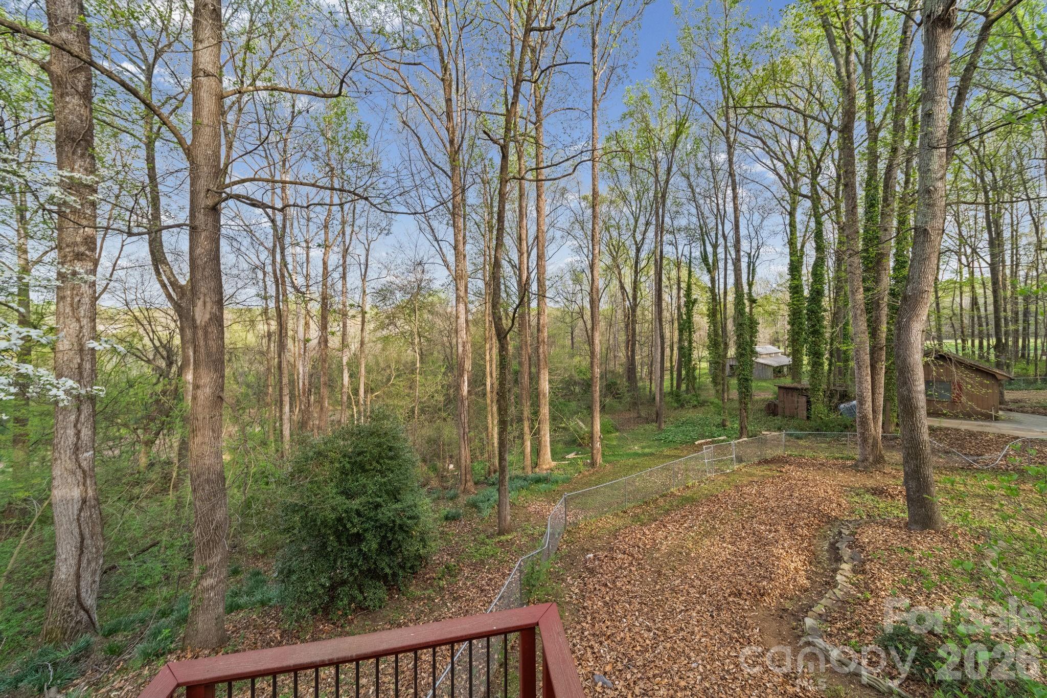 200 Maple Court Property Photo 40