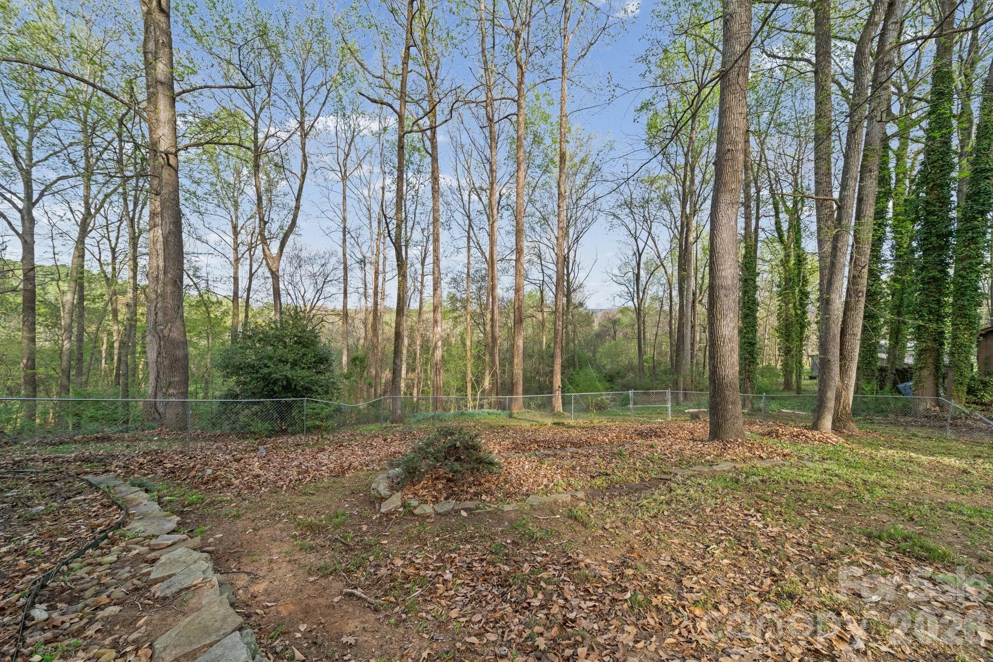 200 Maple Court Property Photo 41