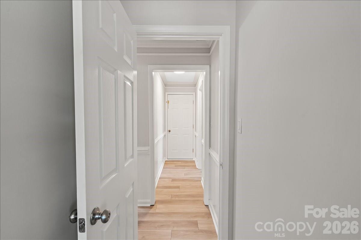 8006 Hemby Wood Drive Property Photo 17