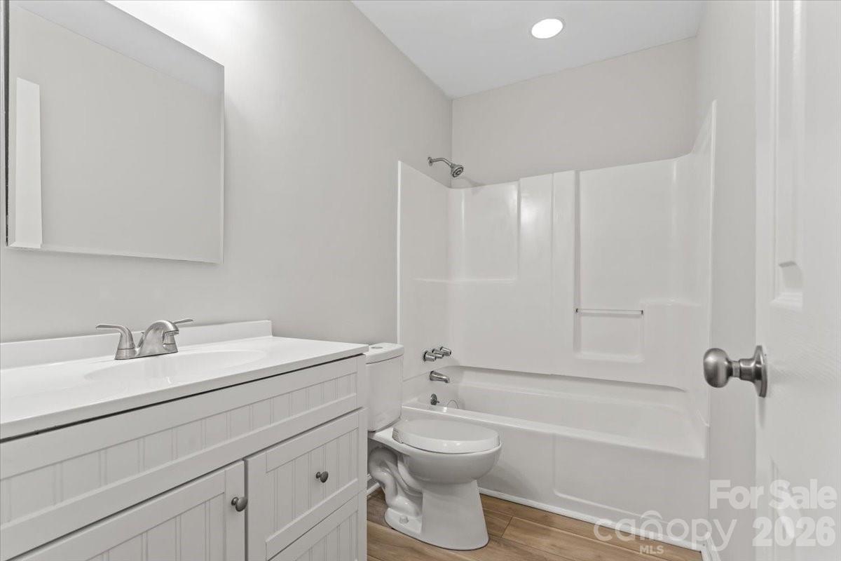 8006 Hemby Wood Drive Property Photo 24