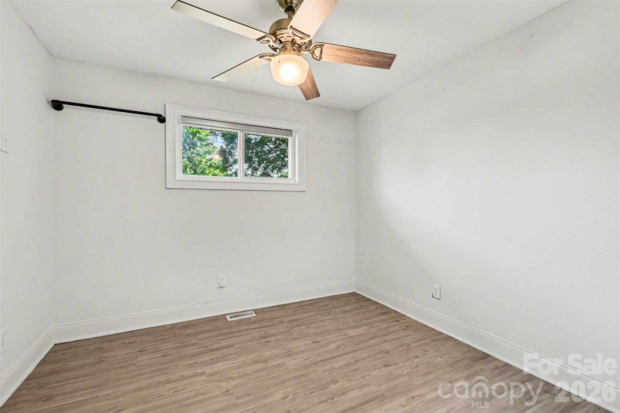 7048 Delta Lake Drive Property Photo 23
