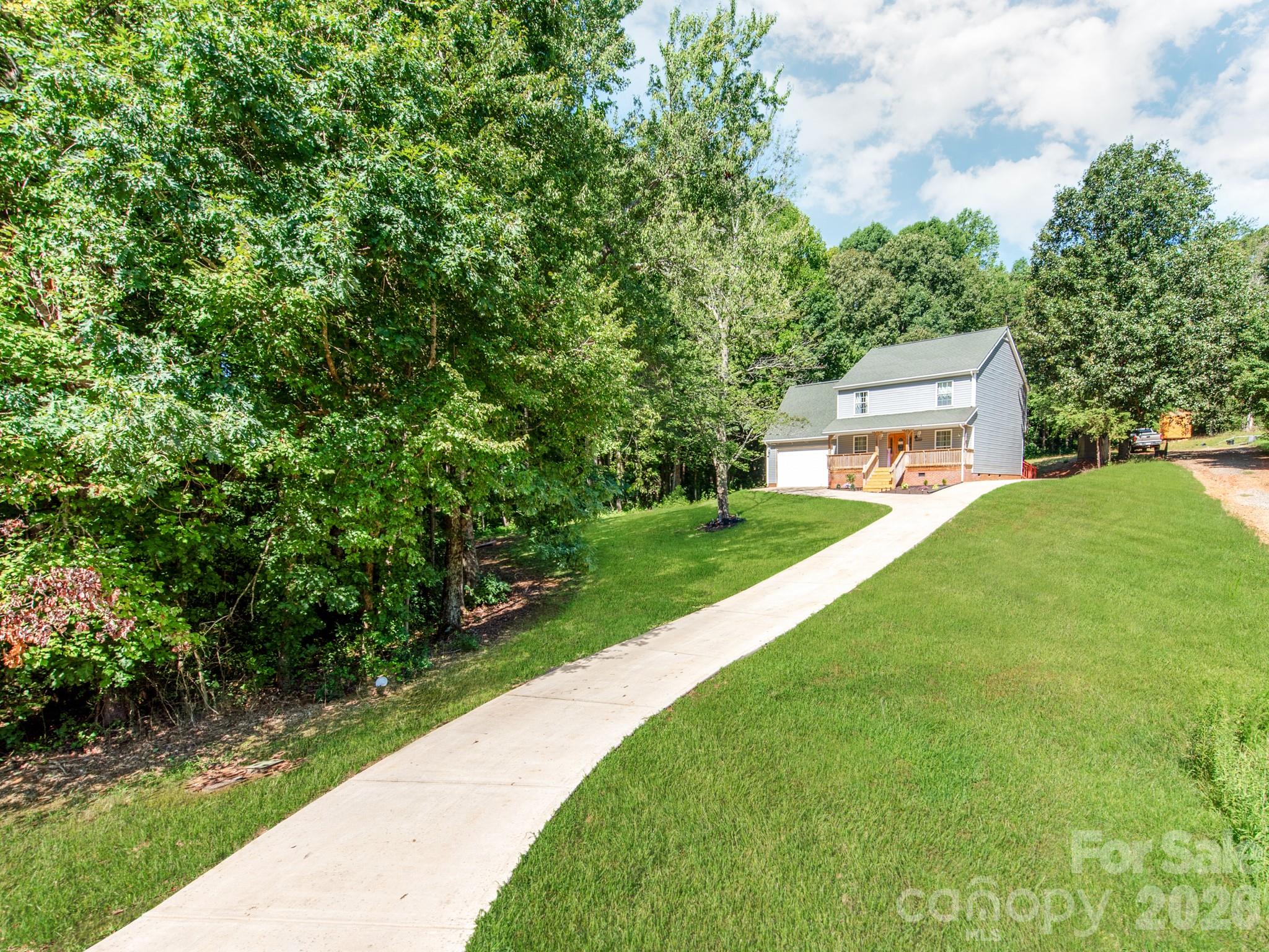 7575 Tanglewood Drive Property Photo 3