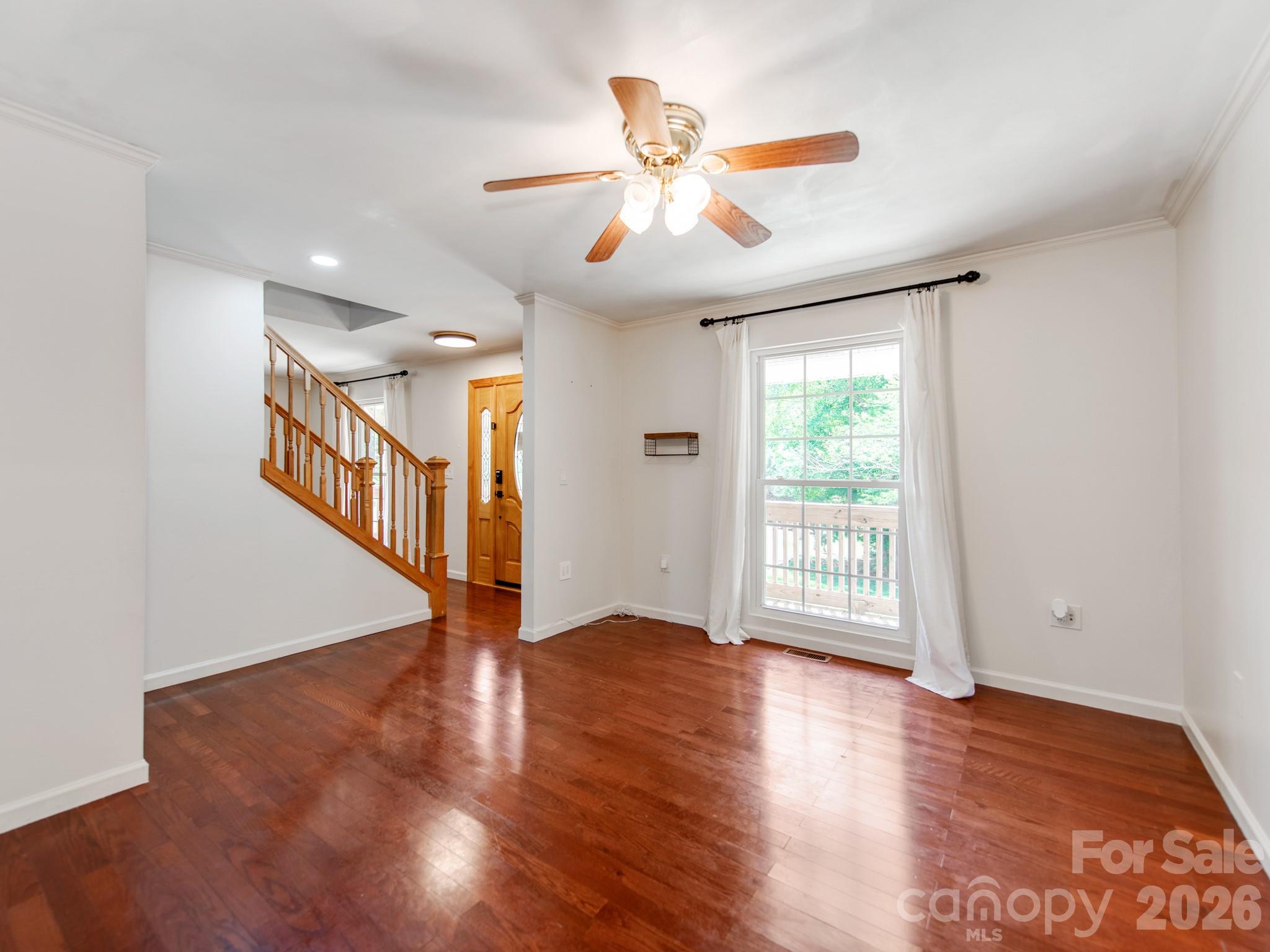 7575 Tanglewood Drive Property Photo 7