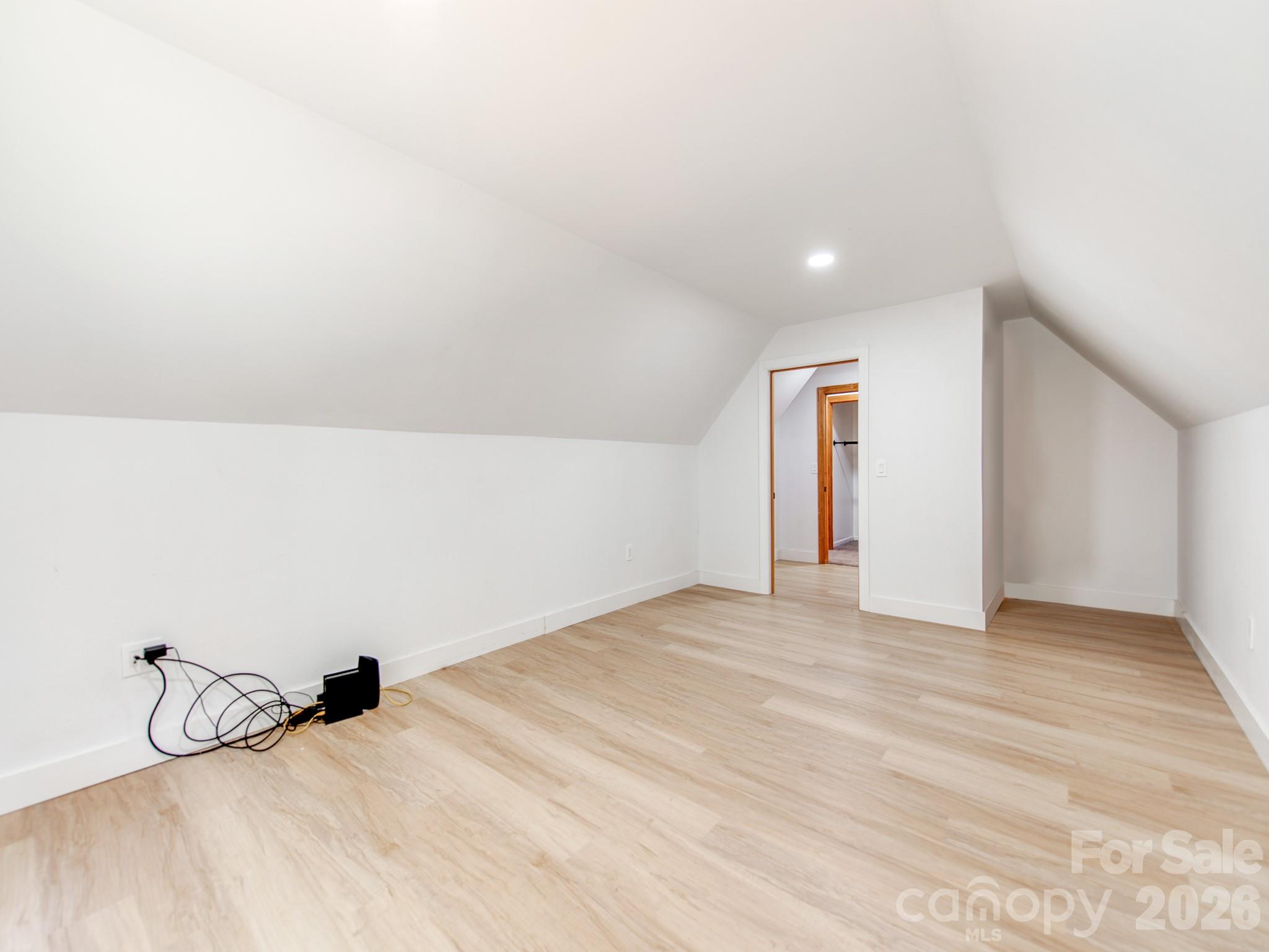 7575 Tanglewood Drive Property Photo 27