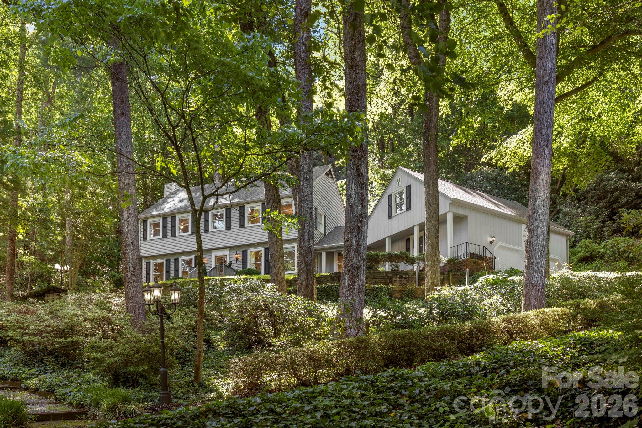 212 Estate Drive Property Photo 2