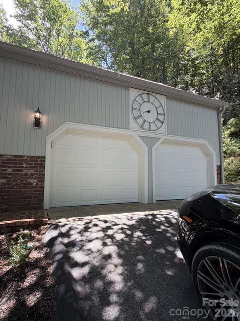 212 Estate Drive Property Photo 33