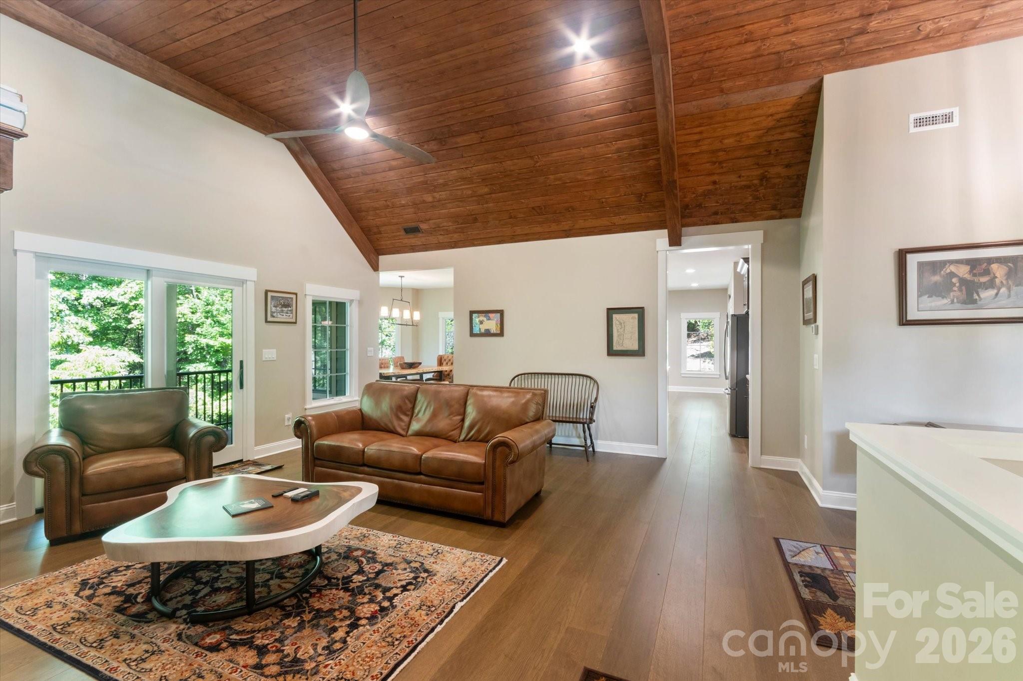 620 Camptown Road Property Photo 6