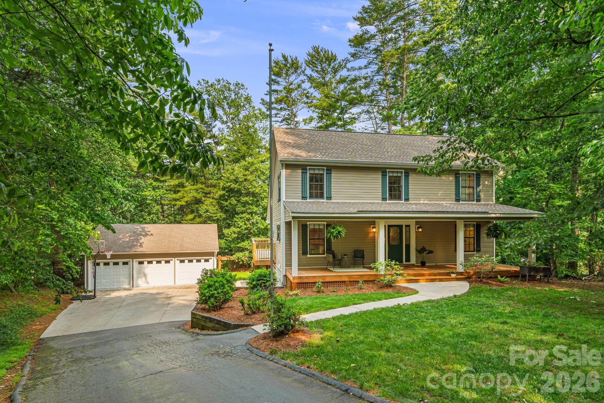 212 Riva Ridge Drive Property Photo 1