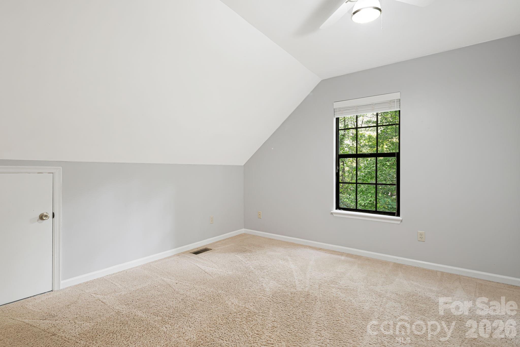 212 Riva Ridge Drive Property Photo 26
