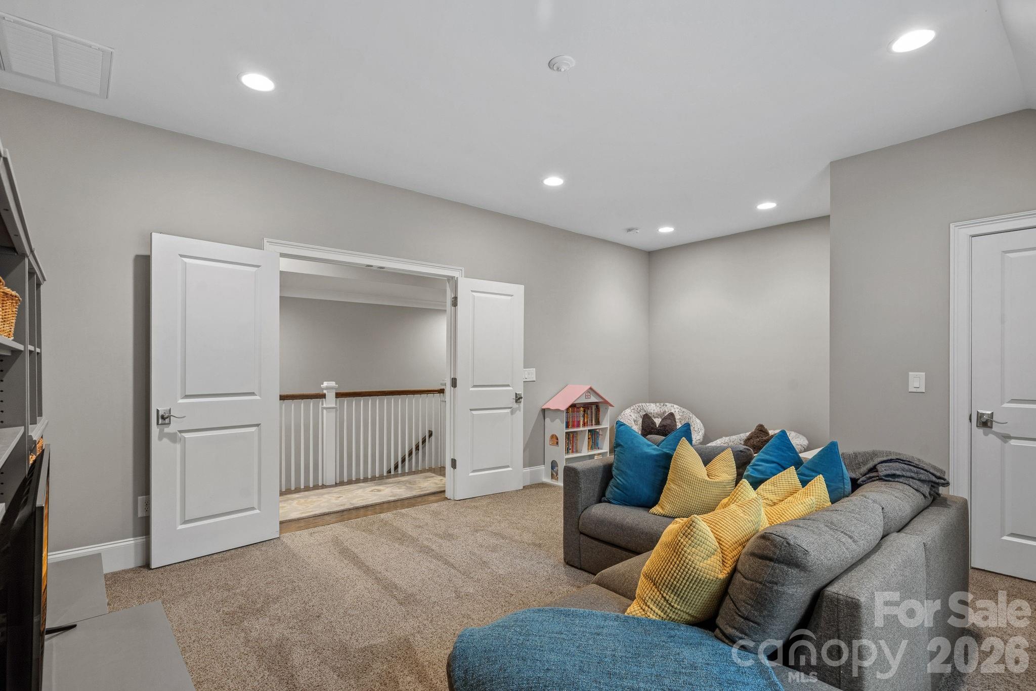 16830 Reinsch Drive Property Photo 32