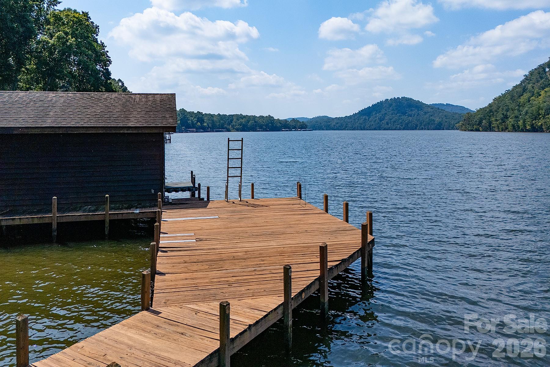 221 Malabar Drive Property Photo 8