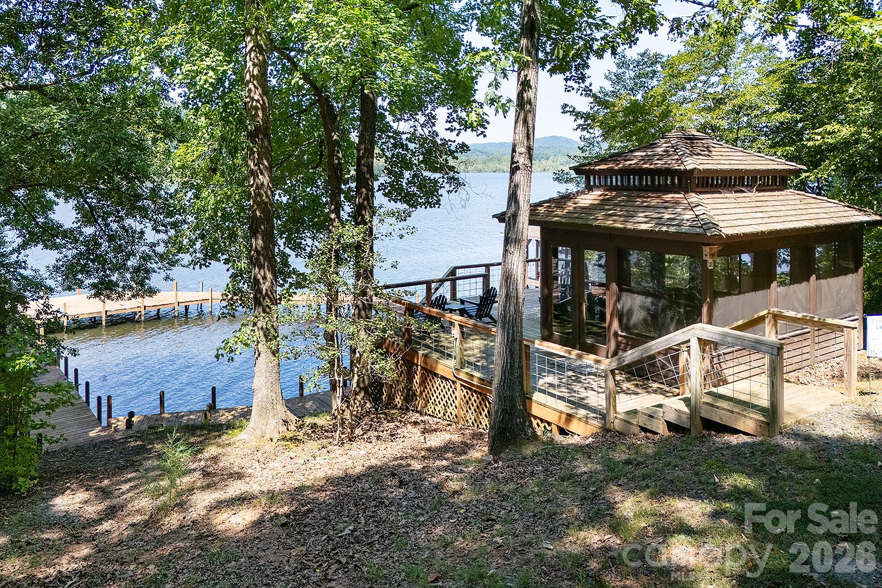 221 Malabar Drive Property Photo 20