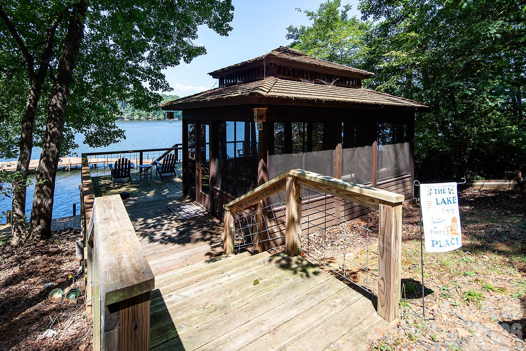 221 Malabar Drive Property Photo 31