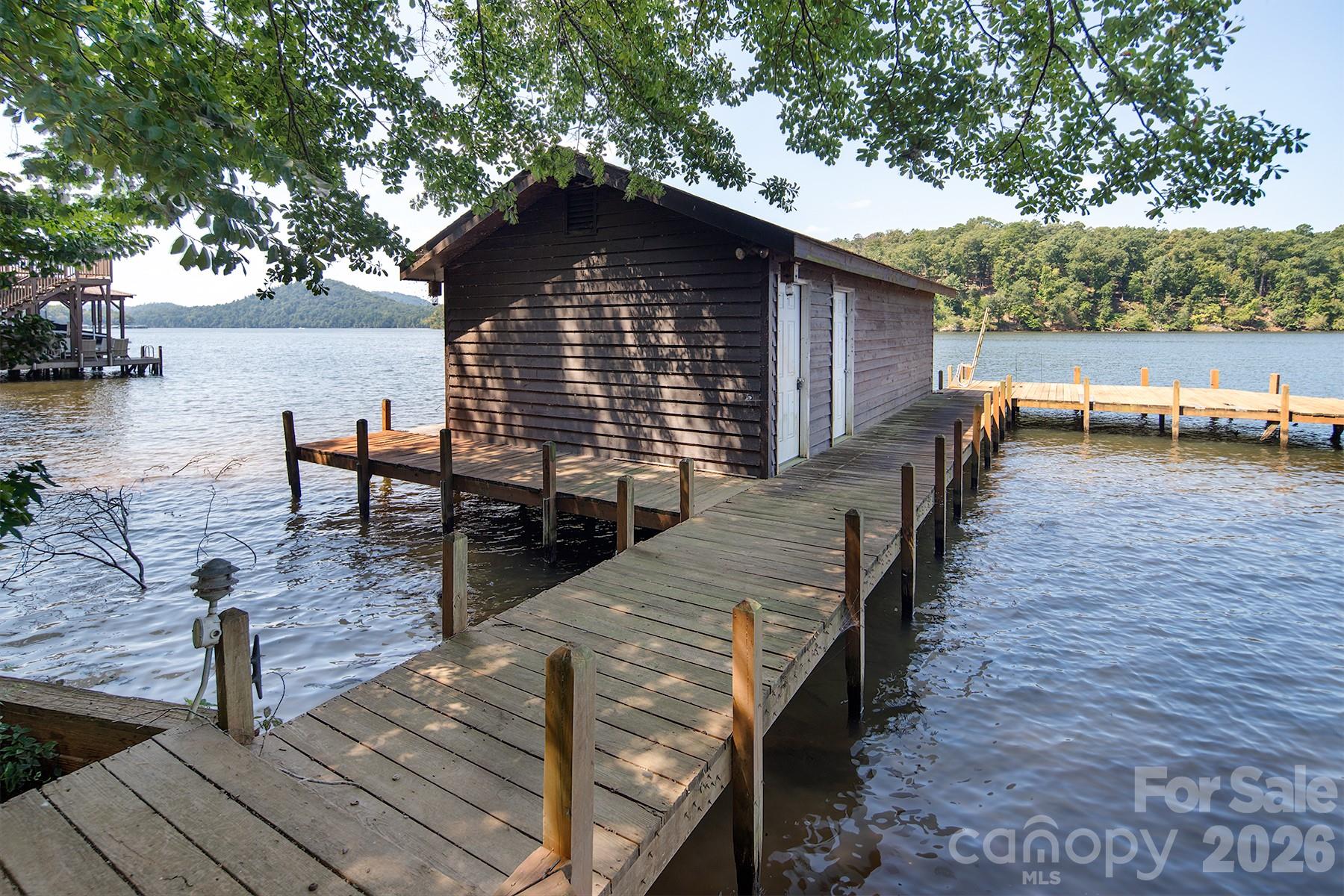 221 Malabar Drive Property Photo 35