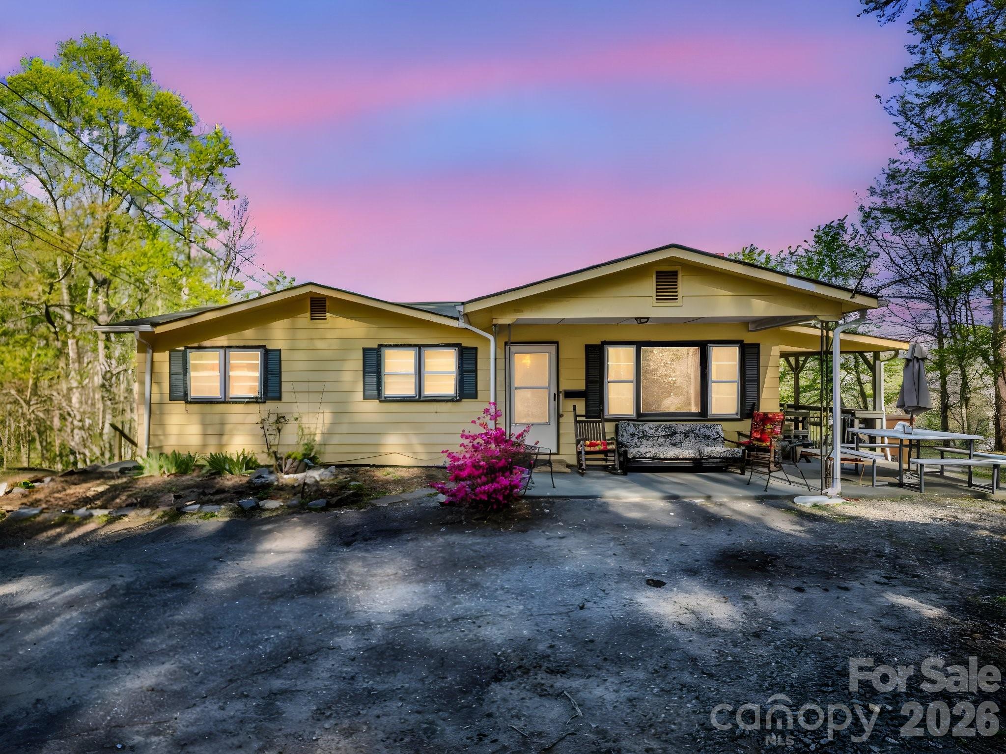 135 Jordan Road Property Photo 1