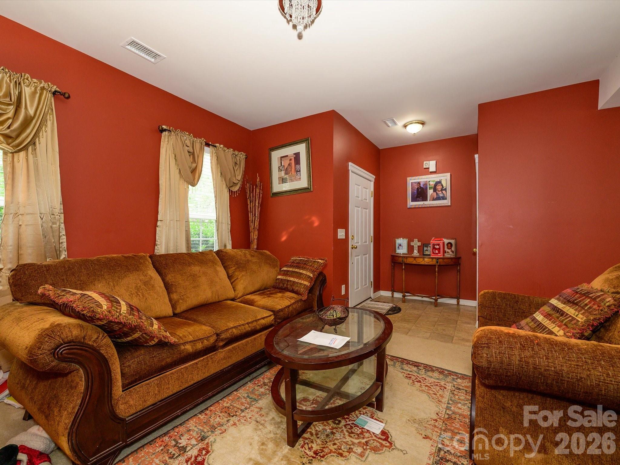 5424 Nightshade Oaks Drive Property Photo 5