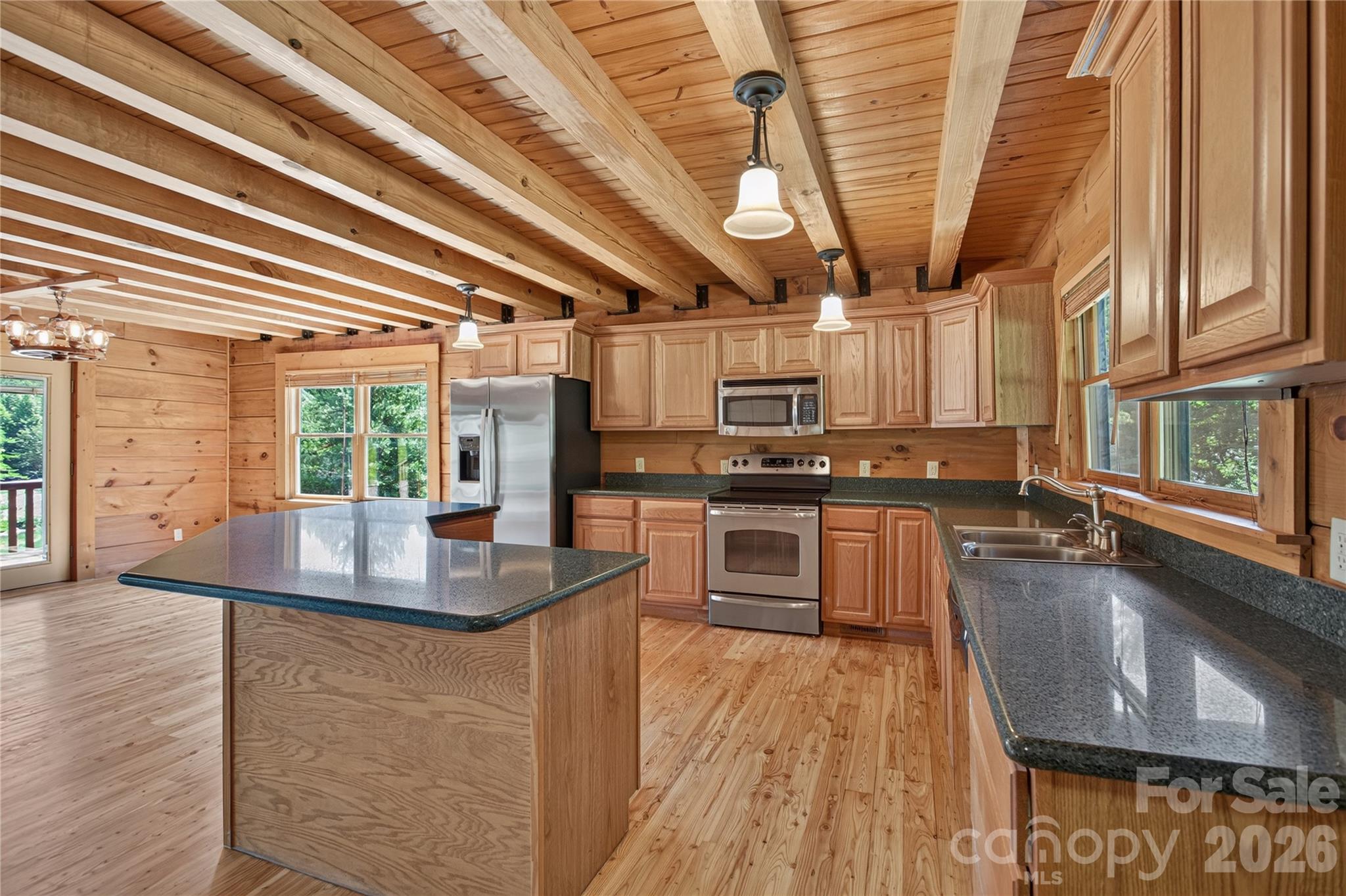 335 Whites Lake Boulevard Property Photo 14