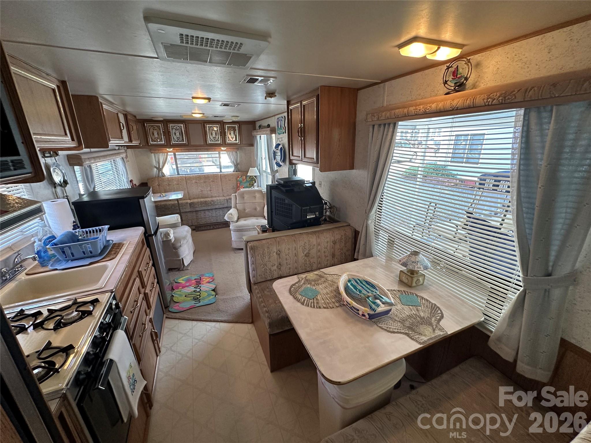 117 Elm Street Property Photo 18