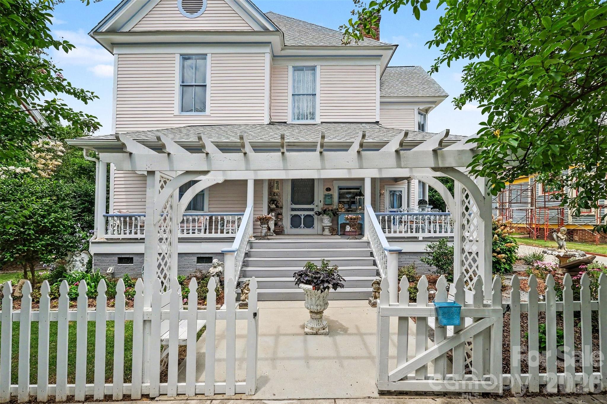 137 Reid Street Property Photo 1