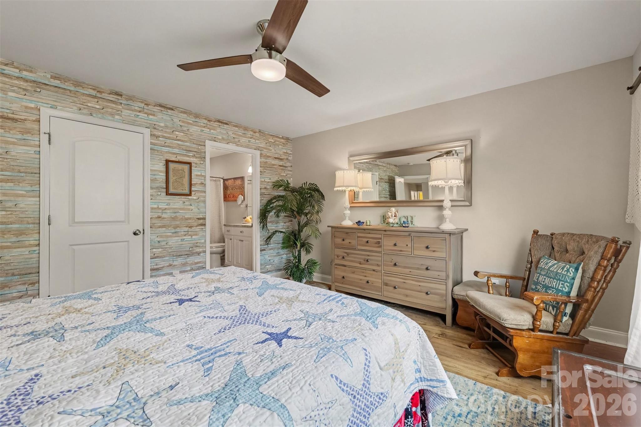 1505 Foxbrook Circle Property Photo 19