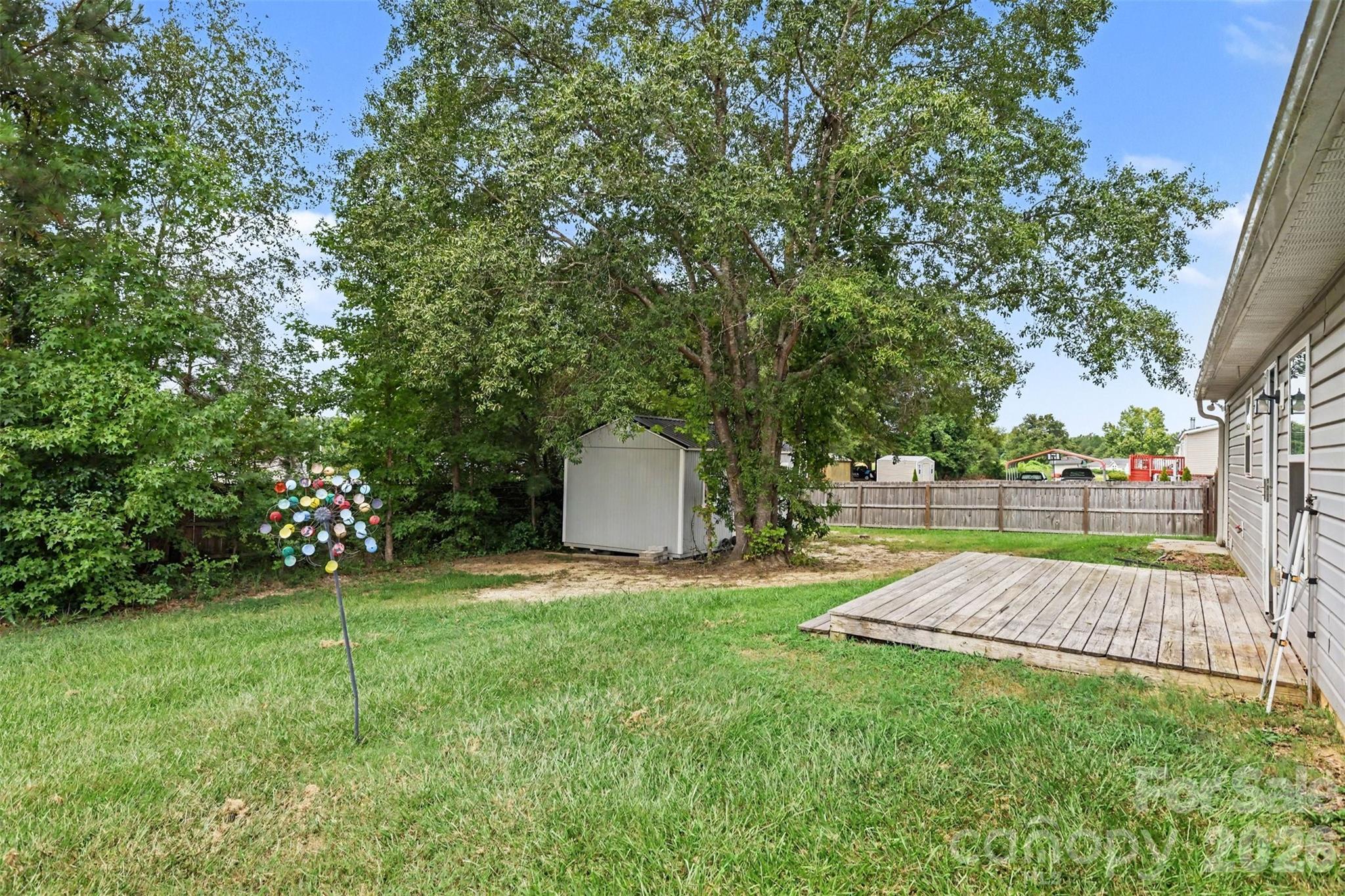 1505 Foxbrook Circle Property Photo 22