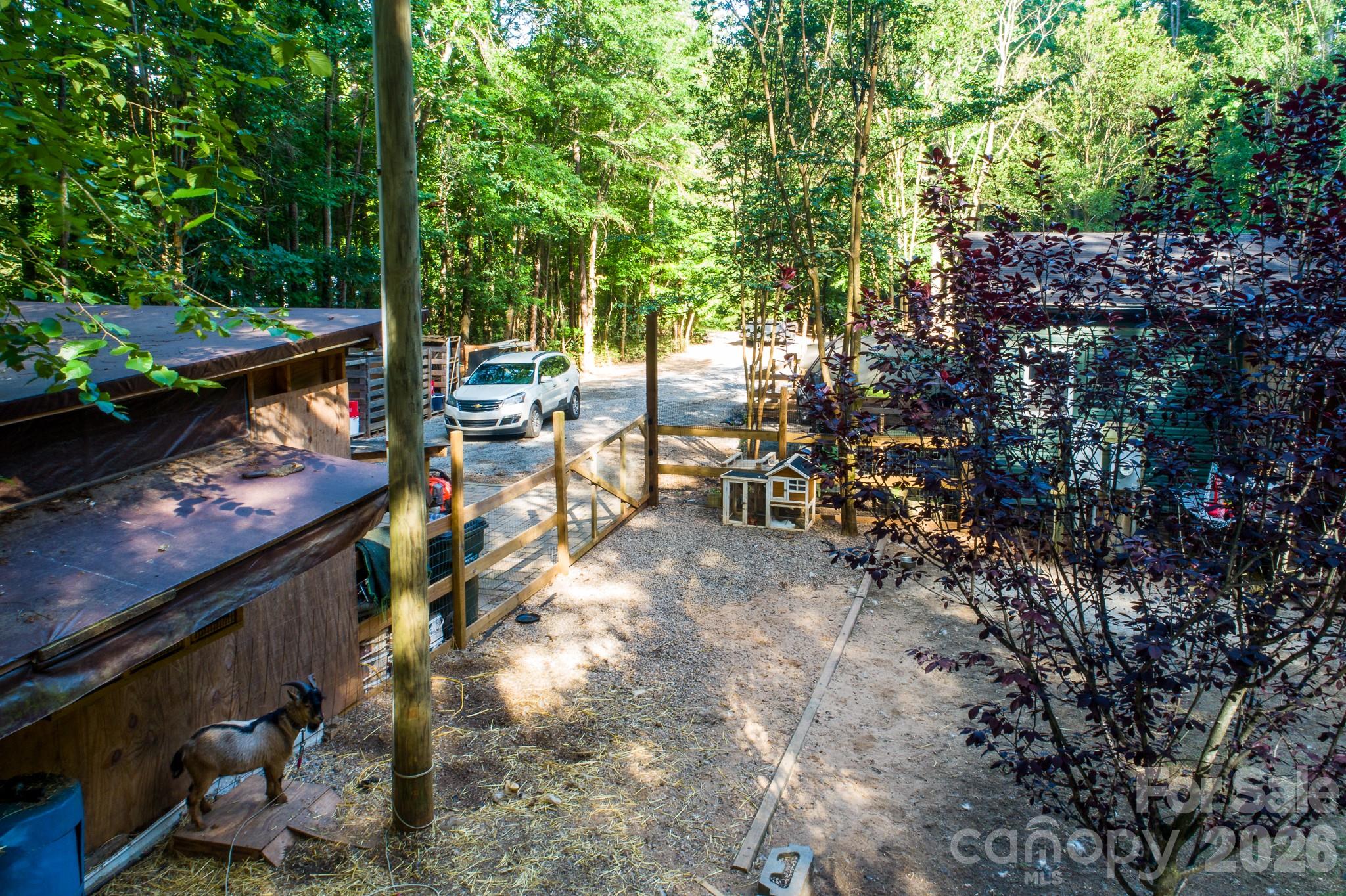 2268 Forest Music Drive Property Photo 3