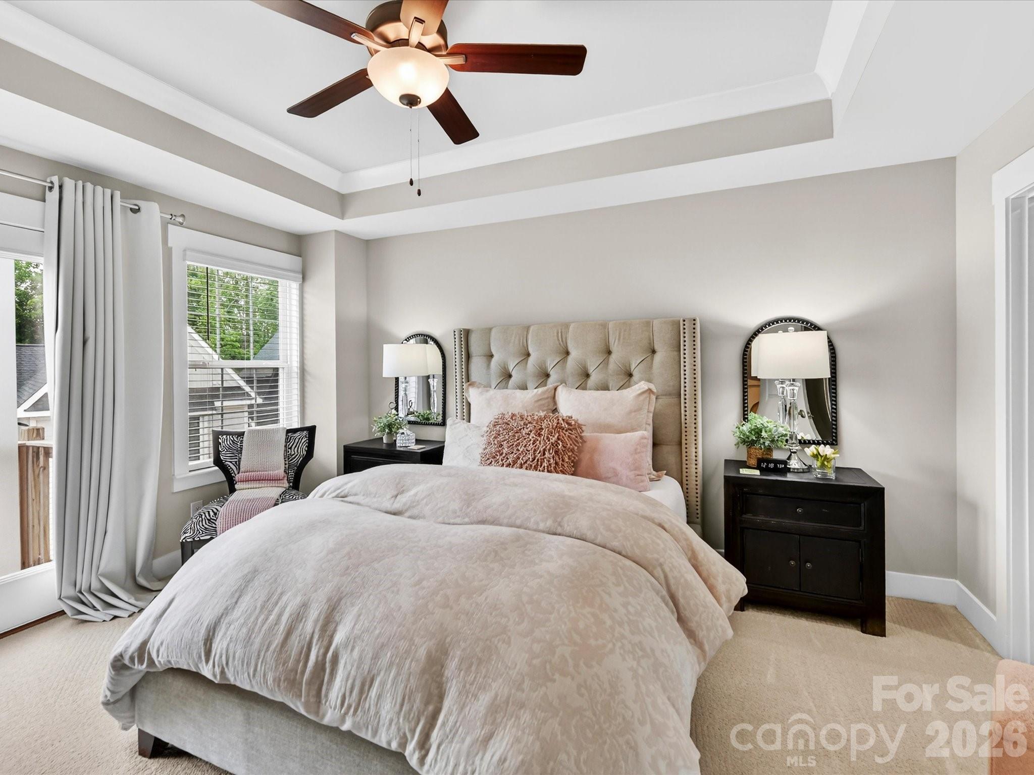 546 Amalfi Drive Property Photo 18