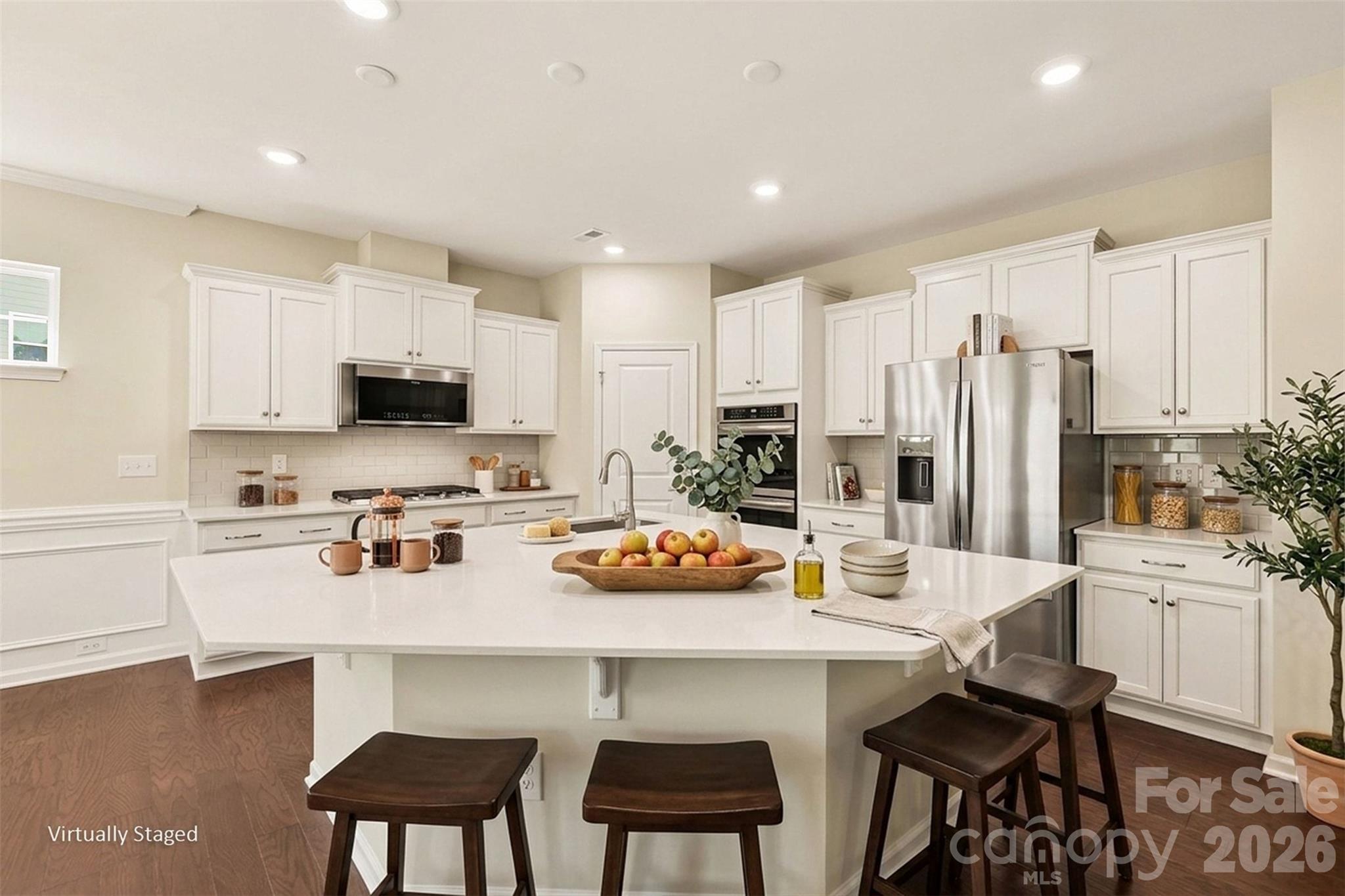 5019 Chegall Crossing Way Property Photo 2