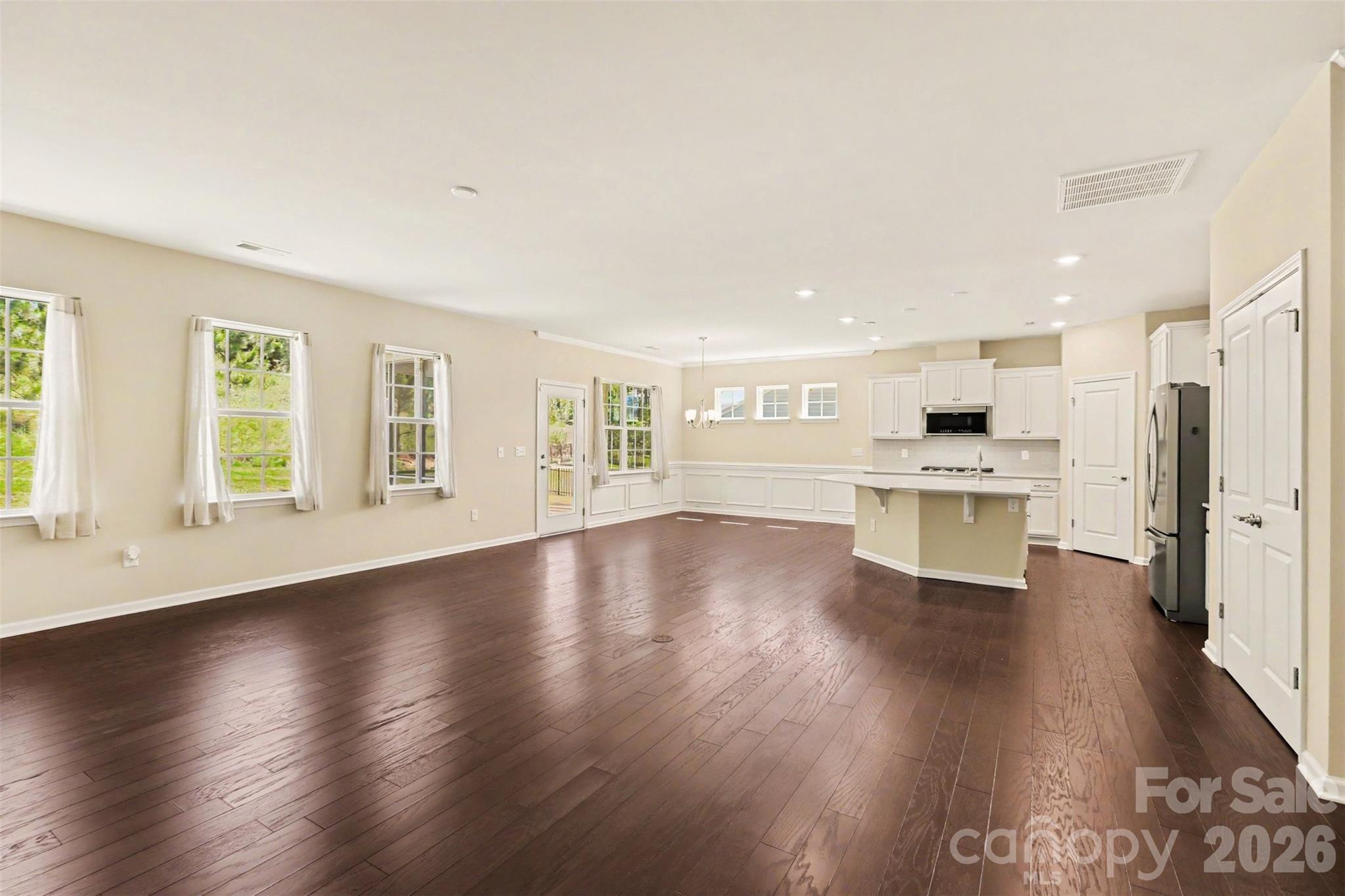 5019 Chegall Crossing Way Property Photo 12