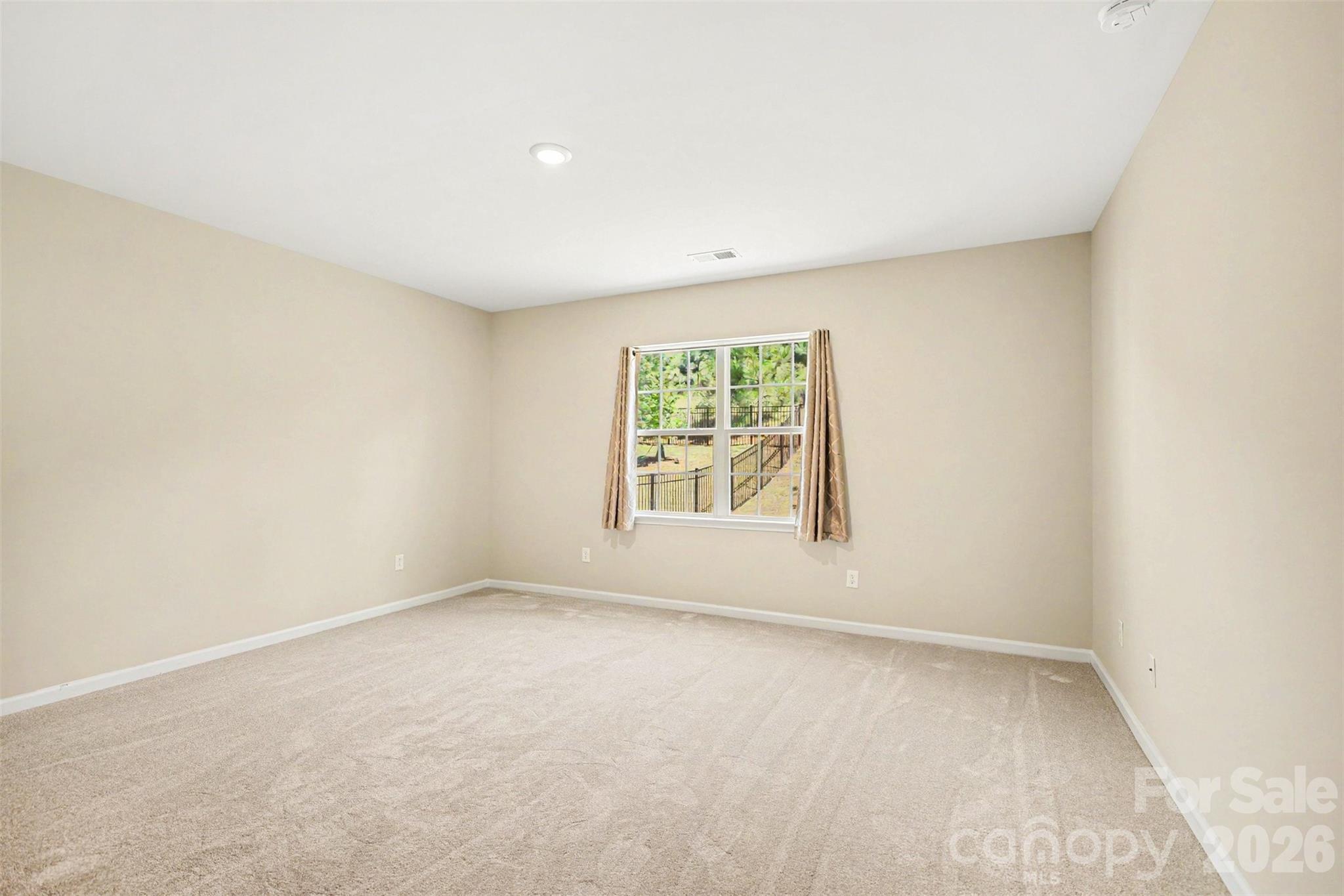 5019 Chegall Crossing Way Property Photo 17