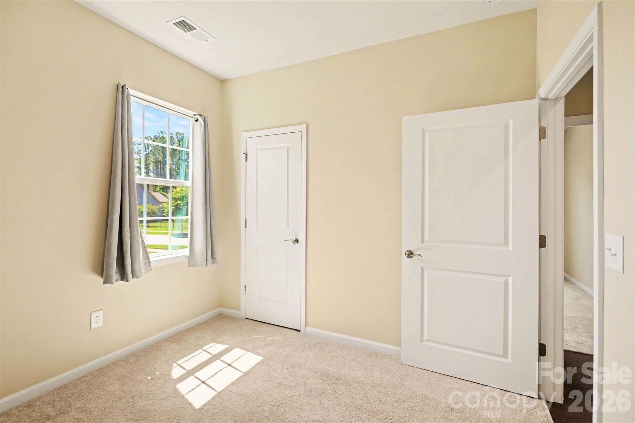 5019 Chegall Crossing Way Property Photo 24