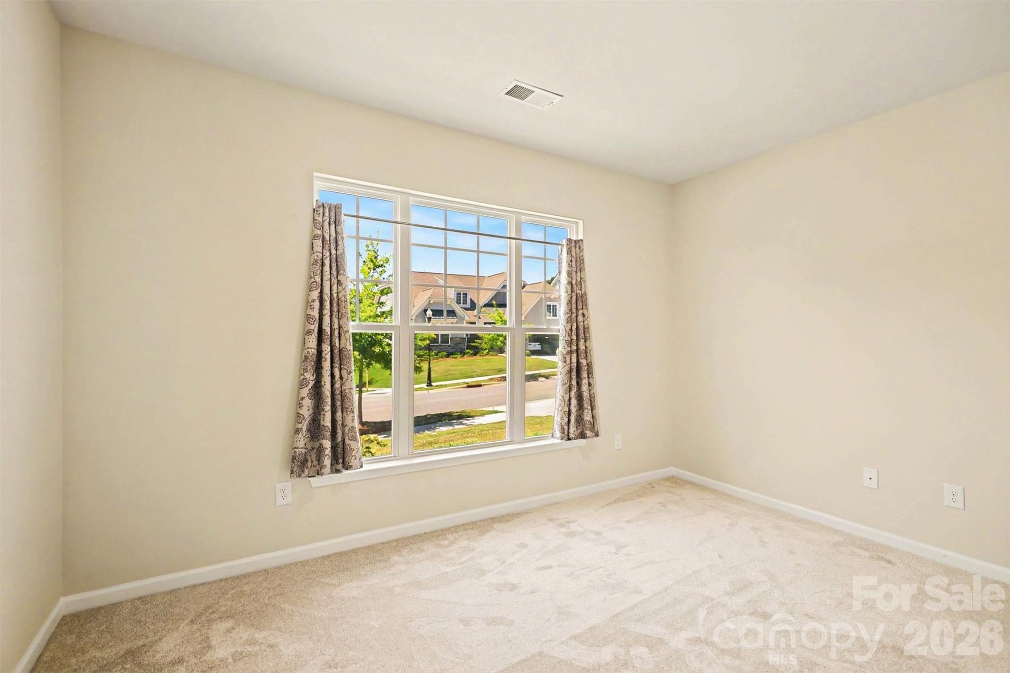 5019 Chegall Crossing Way Property Photo 25