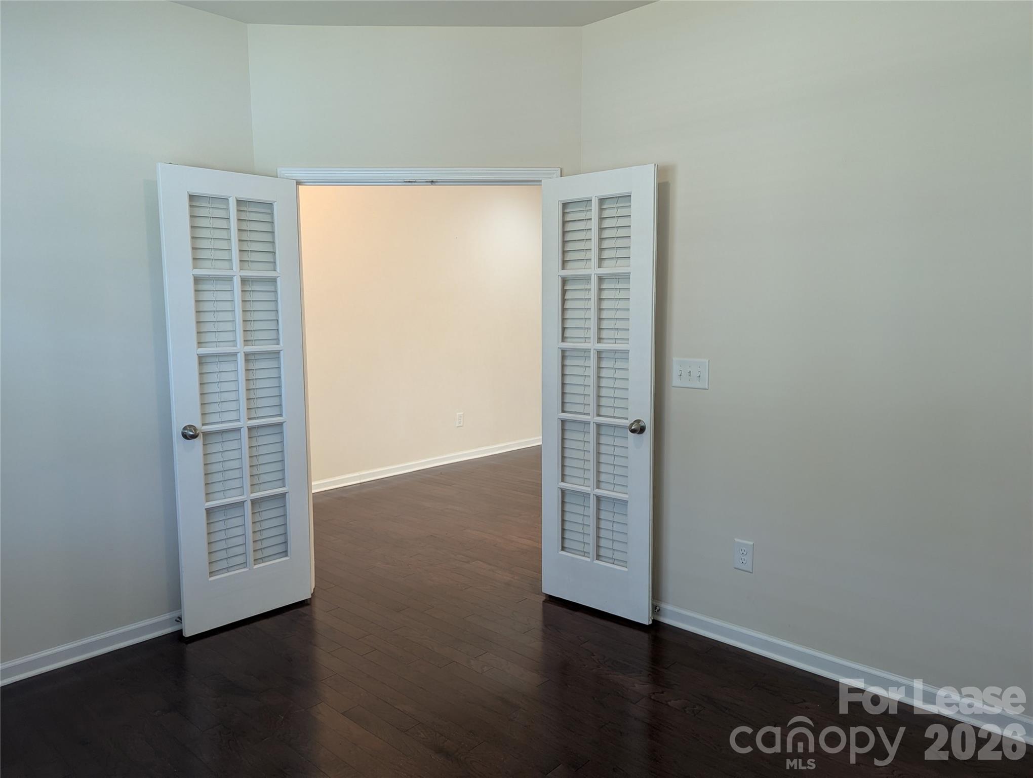 132 Cherry Bark Drive Property Photo 4