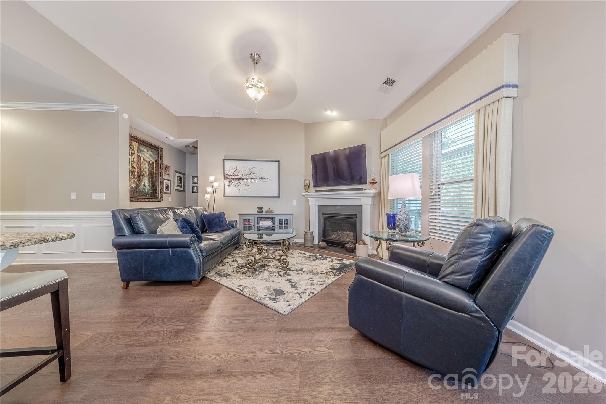 8115 Goodall Court Property Photo 9