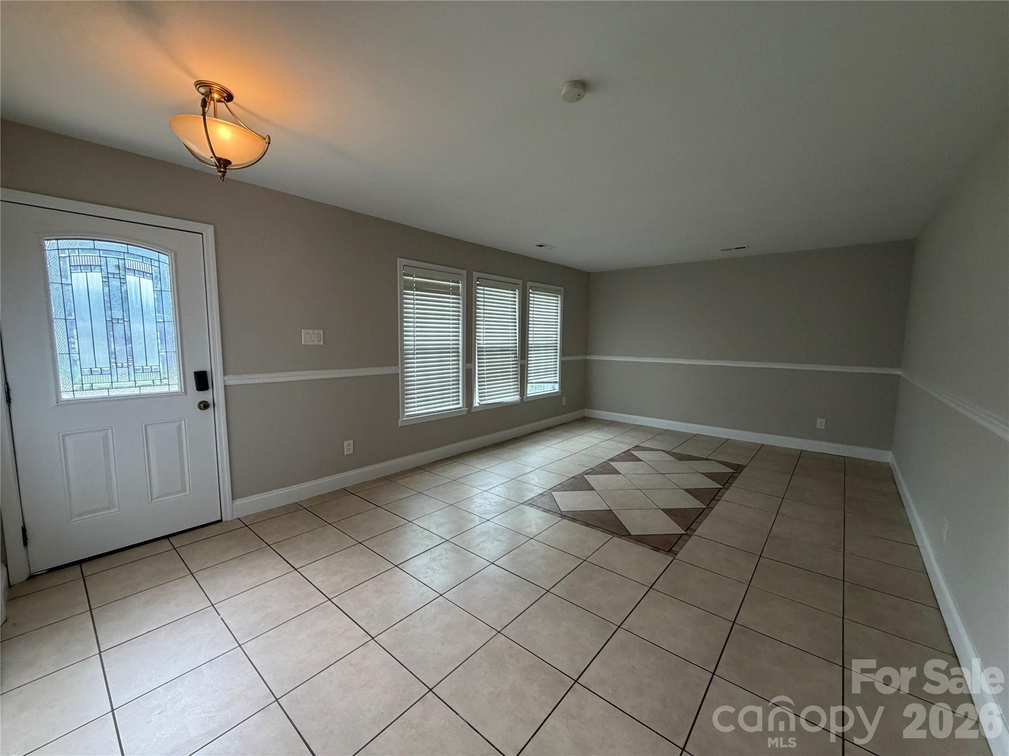 7101 Riding Trail Road Property Photo 6