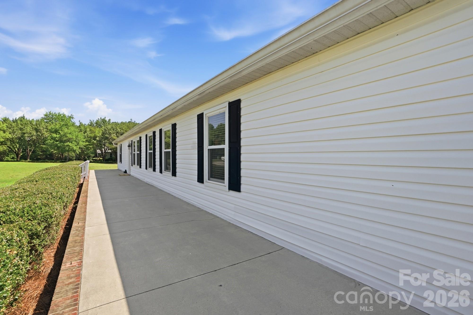 288 Farris Road Property Photo 6