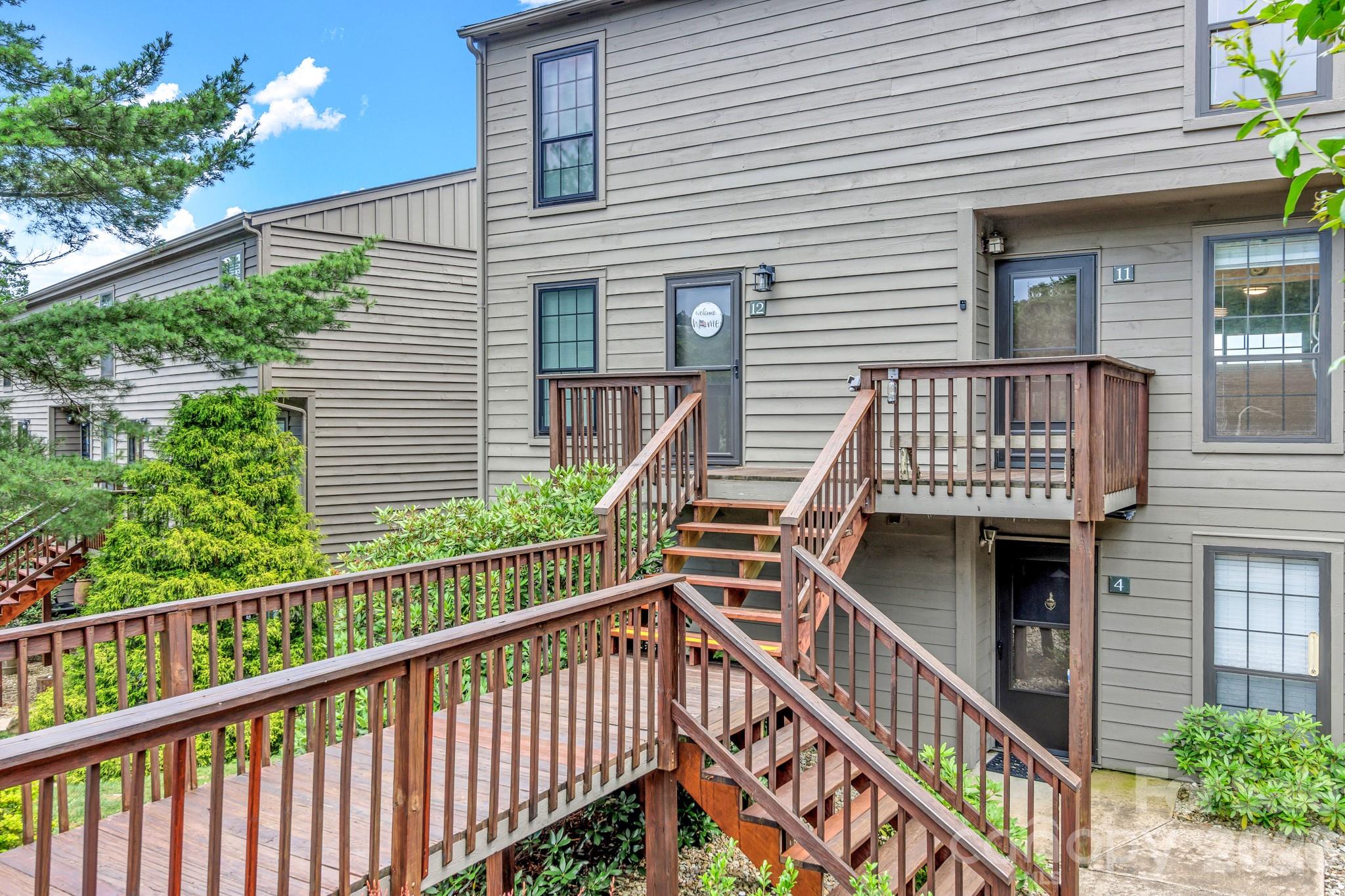 2881 White Oak Mountain Road B-11 Property Photo 1