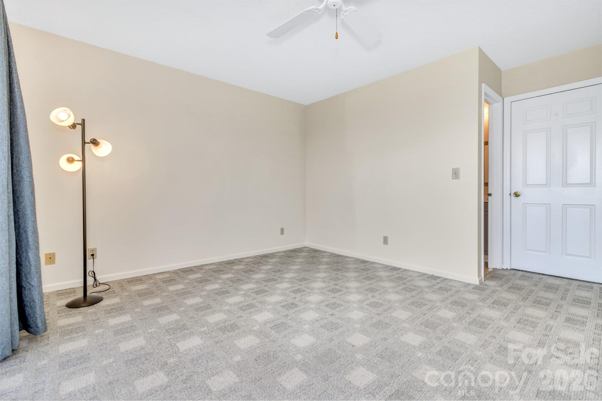 2881 White Oak Mountain Road B-11 Property Photo 21