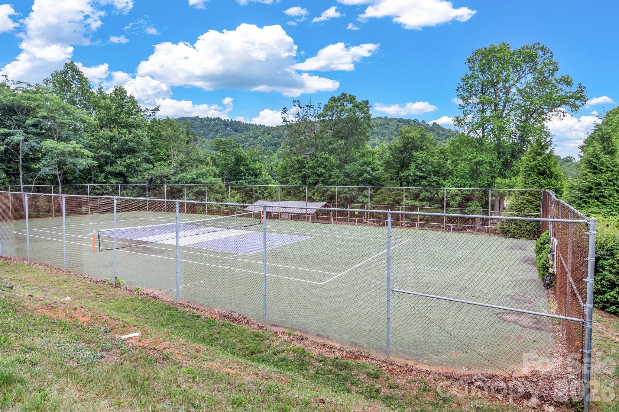 2881 White Oak Mountain Road B-11 Property Photo 31